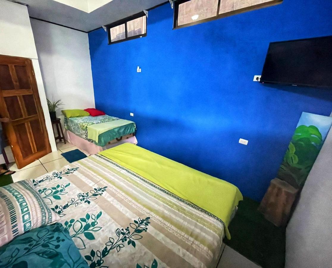 Bato'S Hostel Quepos Luaran gambar